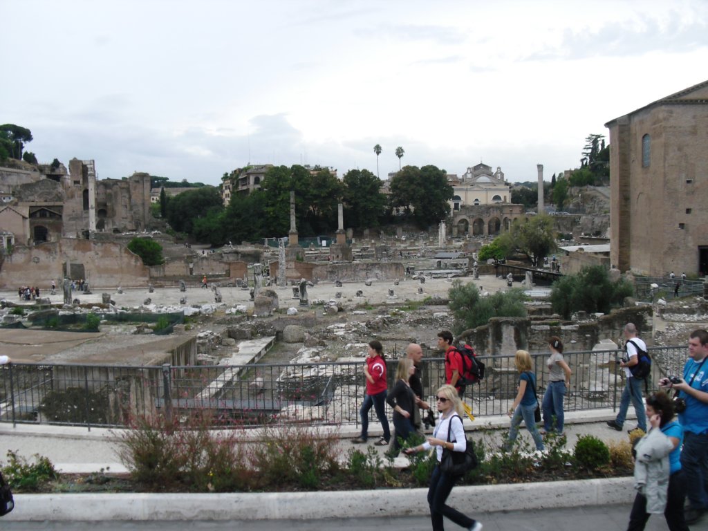 romanforum5.jpg